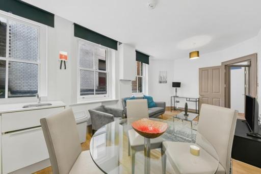 2br C- Near Oxford Street * Londra